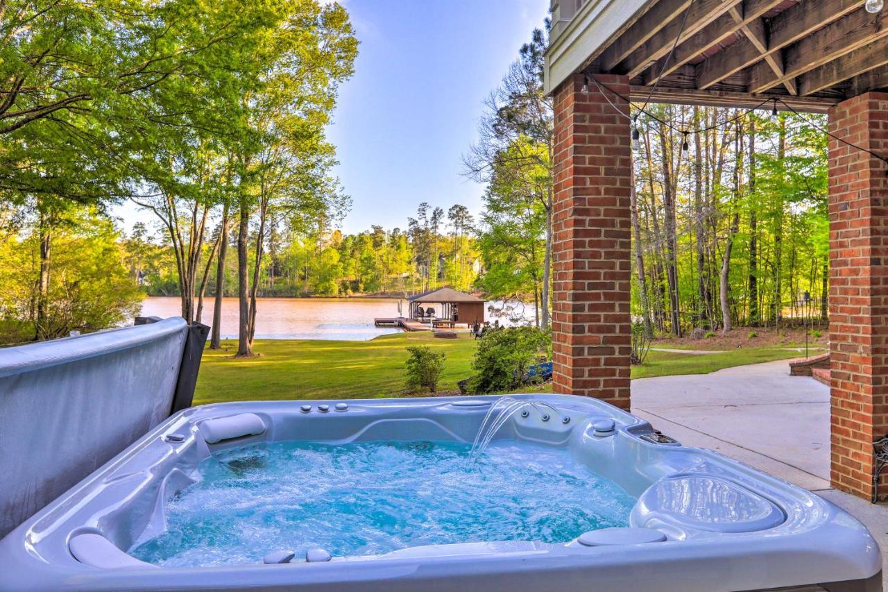 Resseaus Crossroads Chic Lake Sinclair Retreat With Dock And Hot Tub!ヴィラ エクステリア 写真